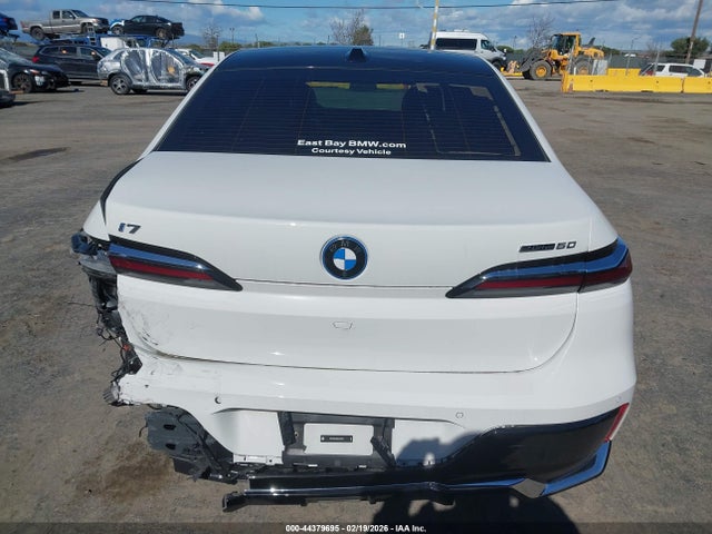 BMW i7 Edrive50