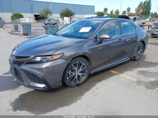 Toyota Camry Se Hybrid