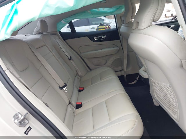 Volvo S60 T5 Momentum