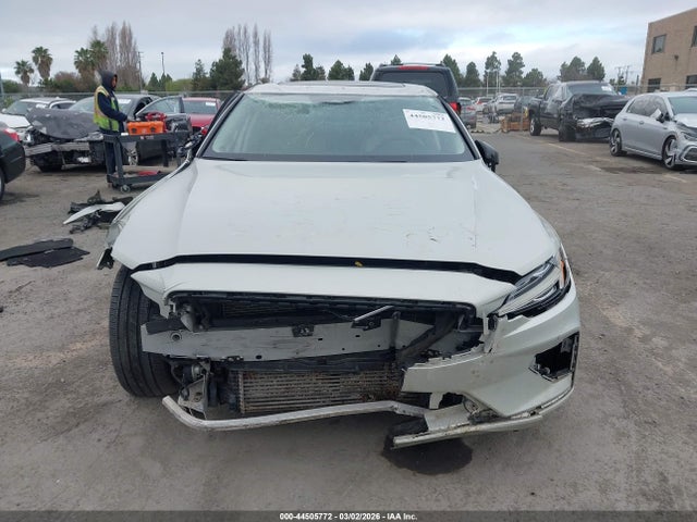 Volvo S60 T5 Momentum