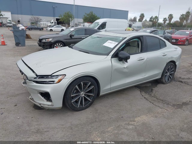 Volvo S60 T5 Momentum