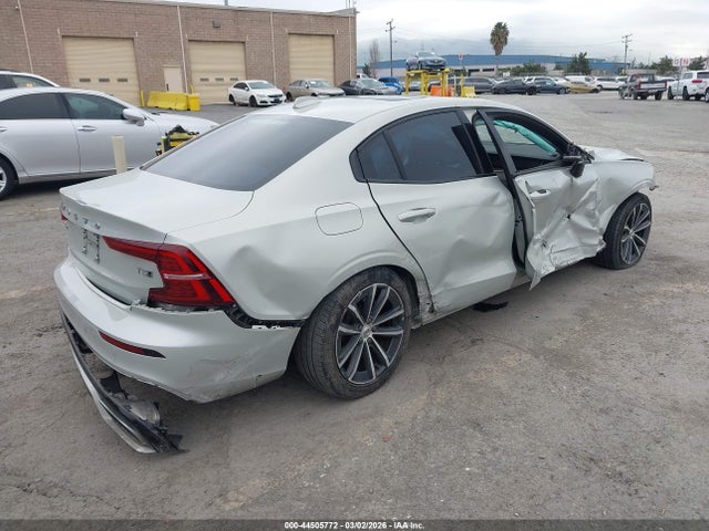 Volvo S60 T5 Momentum