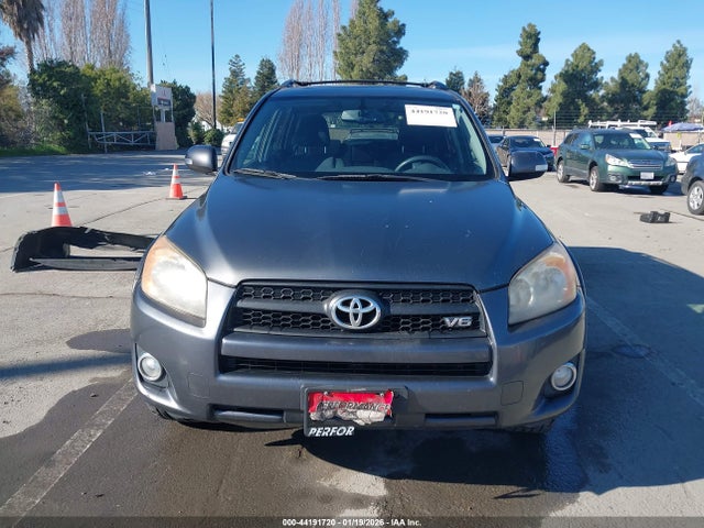 Toyota RAV4 Sport V6