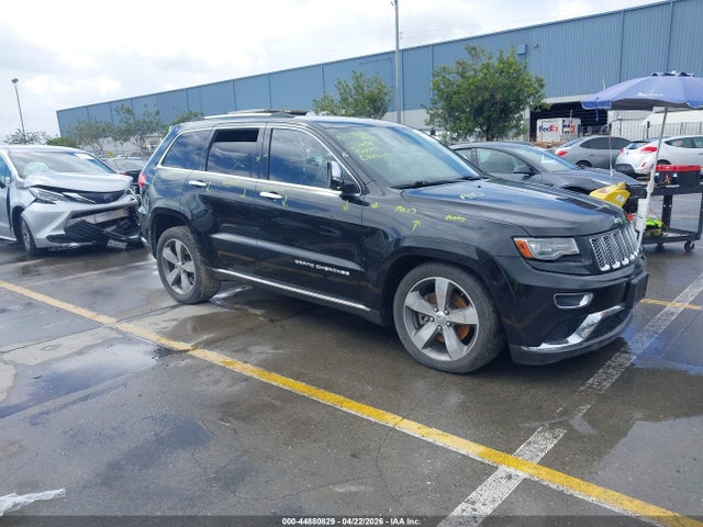 Salvage Jeep Grand Cherokee Image
