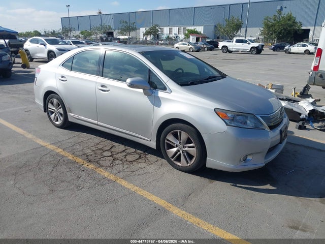 Salvage Lexus HS 250h Image