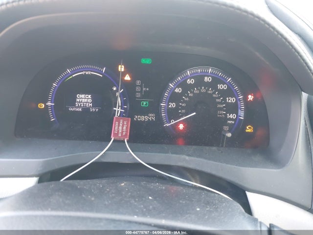 Lexus HS 250h