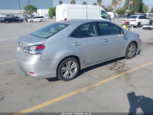 Lexus HS 250h