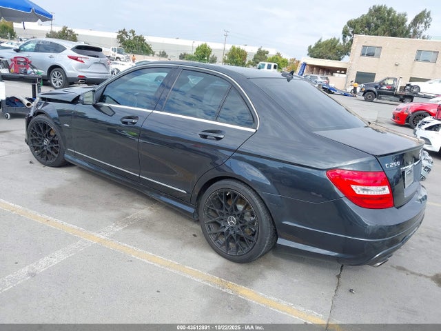 Mercedes-Benz C-Class Sport