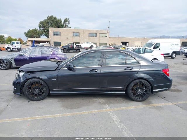 Mercedes-Benz C-Class Sport