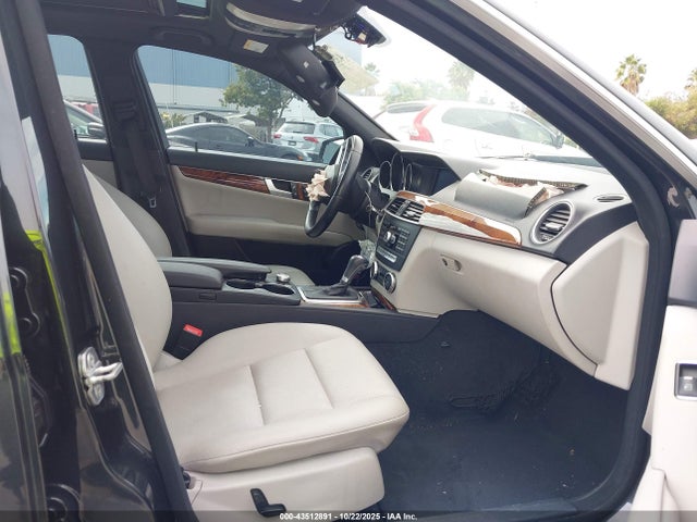 Mercedes-Benz C-Class Sport