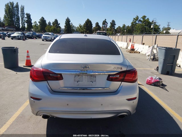 INFINITI Q70 3.7