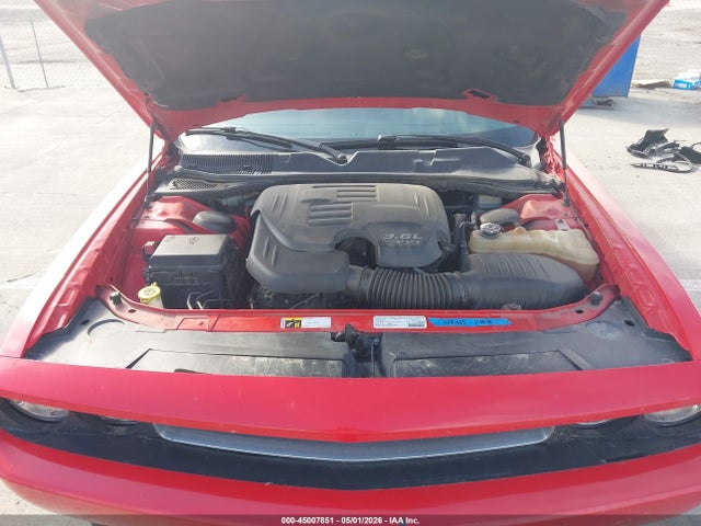 Dodge Challenger Sxt