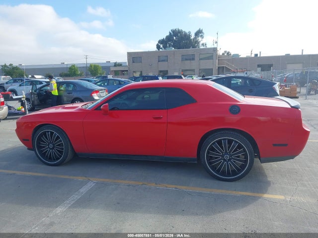 Dodge Challenger Sxt