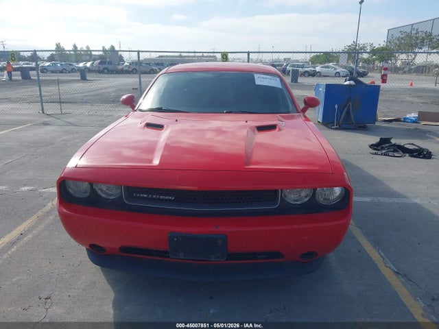Dodge Challenger Sxt