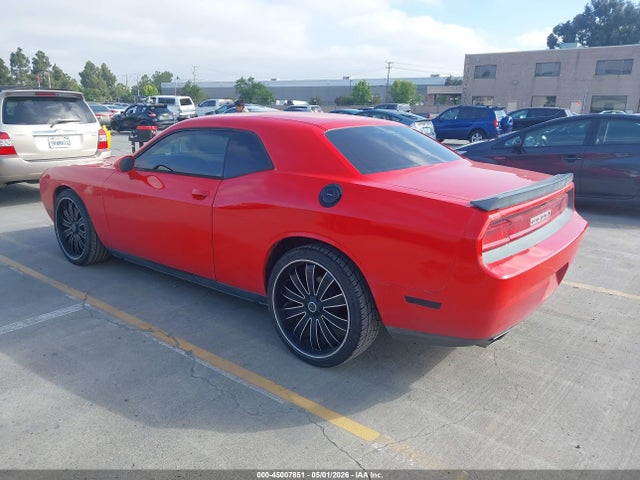 Dodge Challenger Sxt