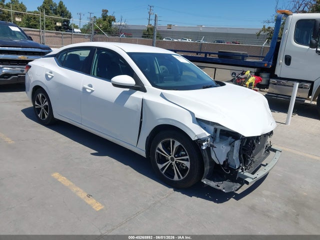 Salvage Nissan Sentra Image