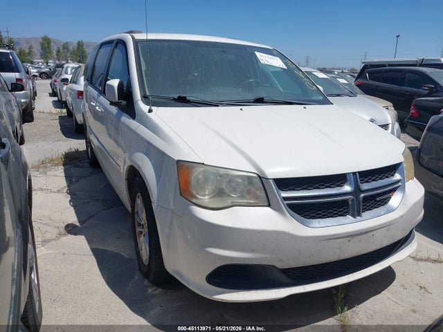 Salvage Dodge Grand Caravan Image