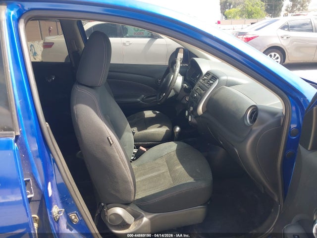 Nissan Versa 1.6 Sv