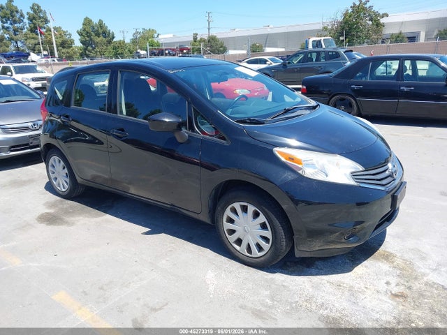 Salvage Nissan Versa Image