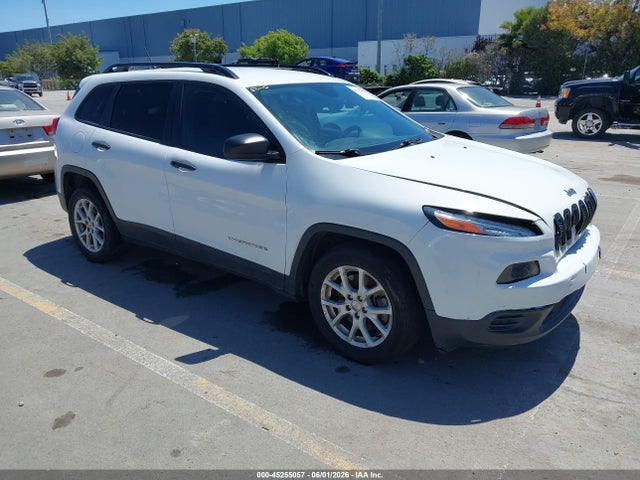 Salvage Jeep Cherokee Image