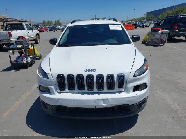 Jeep Cherokee Sport Fwd