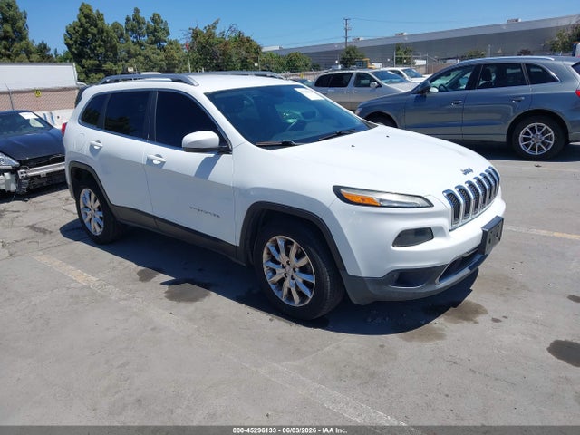Salvage Jeep Cherokee Image