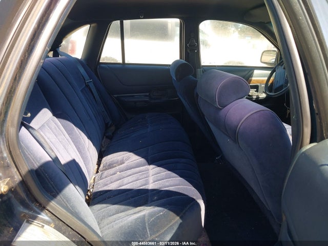 Ford Crown Victoria S