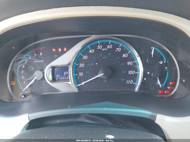 Toyota Sienna Xle V6