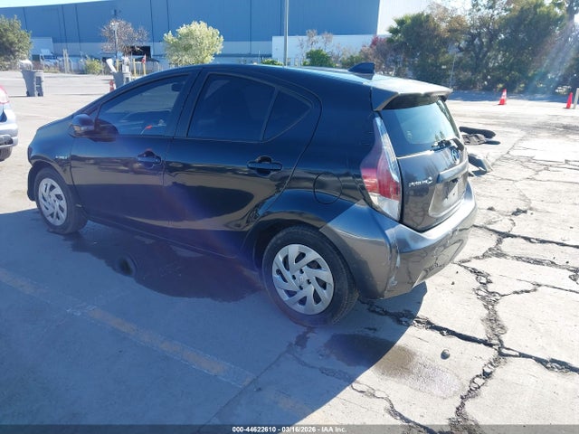 Toyota Prius c Persona Series