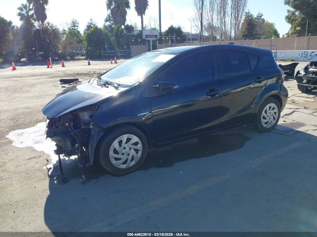 Toyota Prius c Persona Series