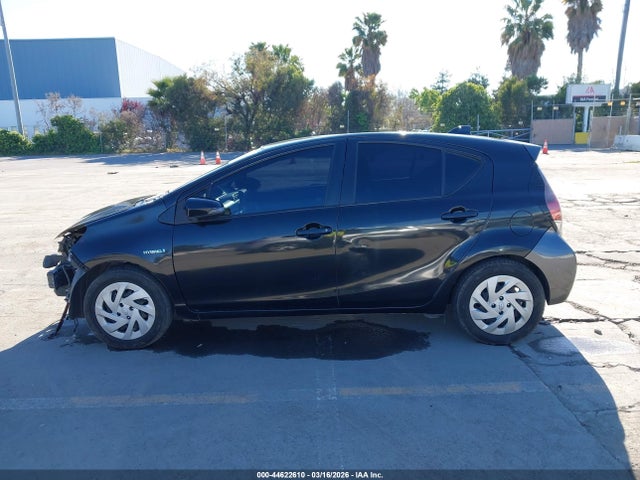 Toyota Prius c Persona Series