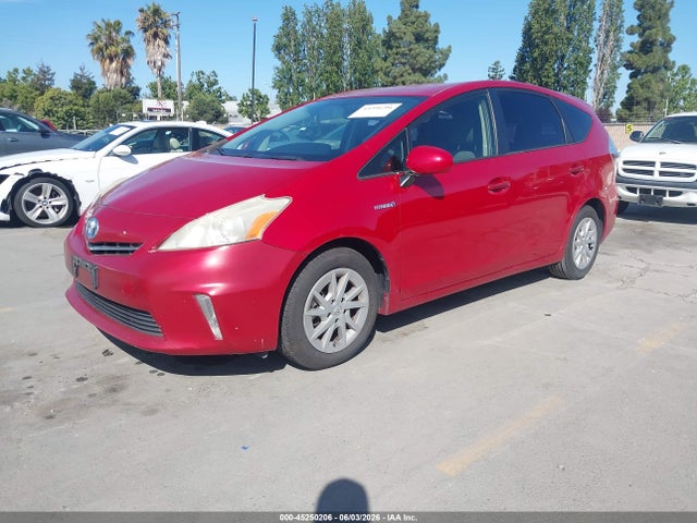 Toyota Prius v Two