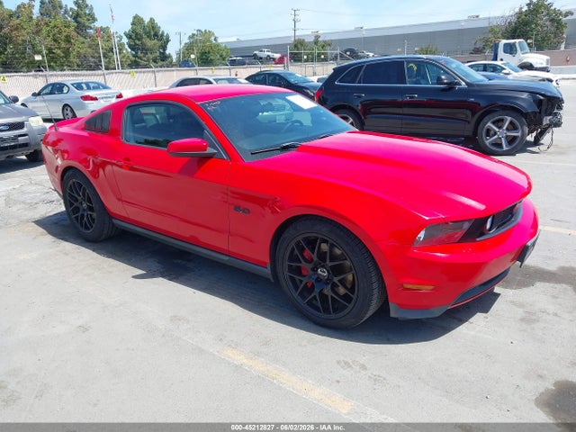 Salvage Ford Mustang Image