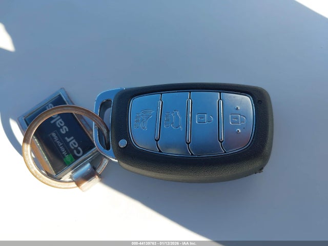 Hyundai Ioniq Blue