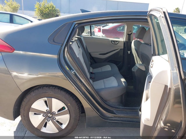Hyundai Ioniq Blue