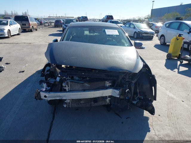 Hyundai Ioniq Blue
