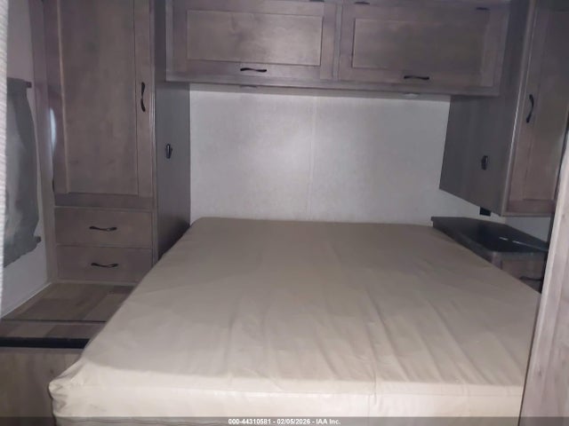 Ford E-450