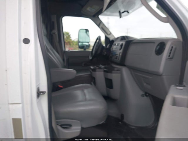 Ford E-450