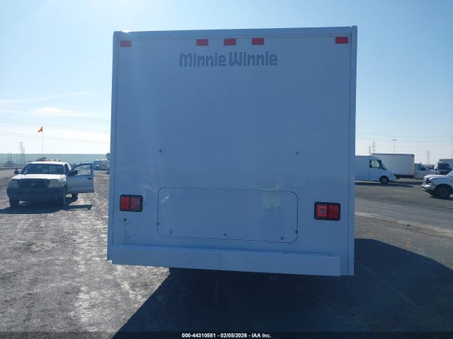 Ford E-450