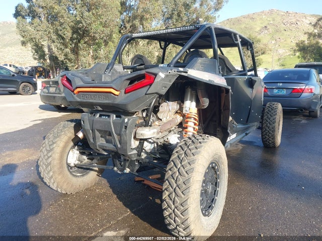 Polaris RZR Xp 4 Turbo
