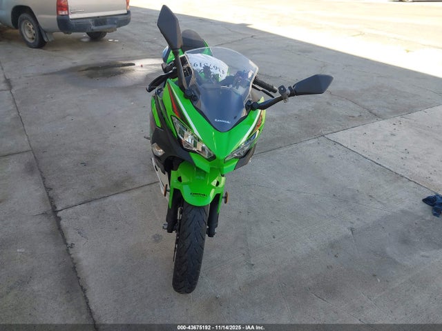 Kawasaki Ex400