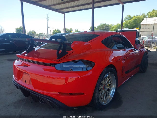 Porsche 718 Cayman Gt4