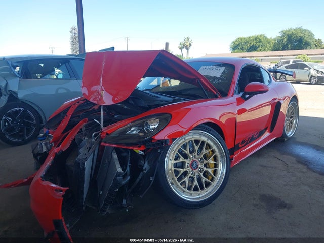 Porsche 718 Cayman Gt4