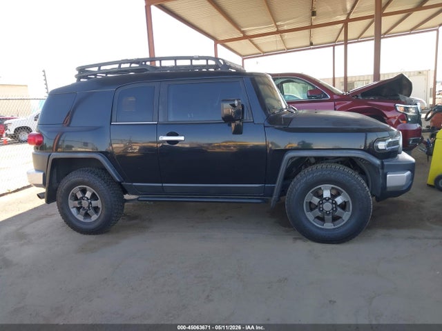 Toyota FJ Cruiser