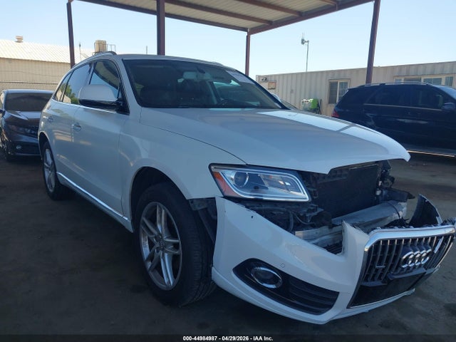 Salvage Audi Q5 Image