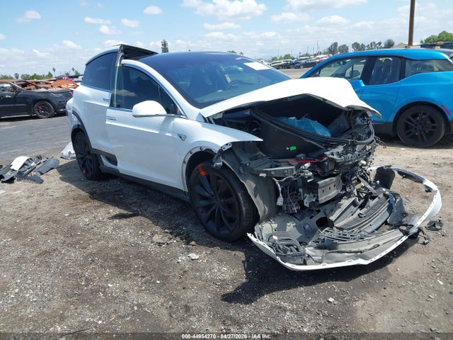 Salvage Tesla Model X Image