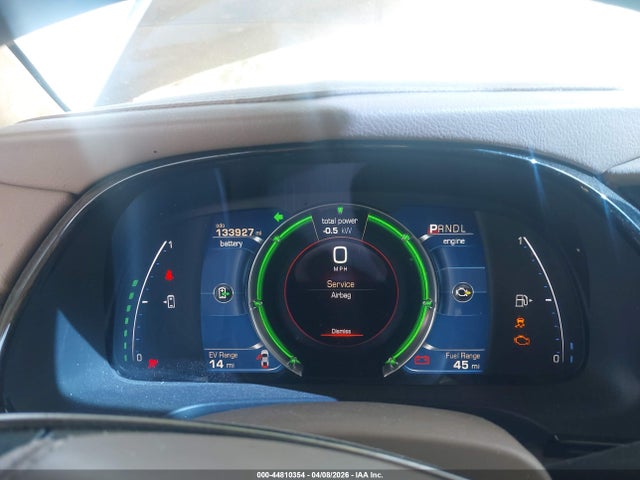 Cadillac ELR Standard