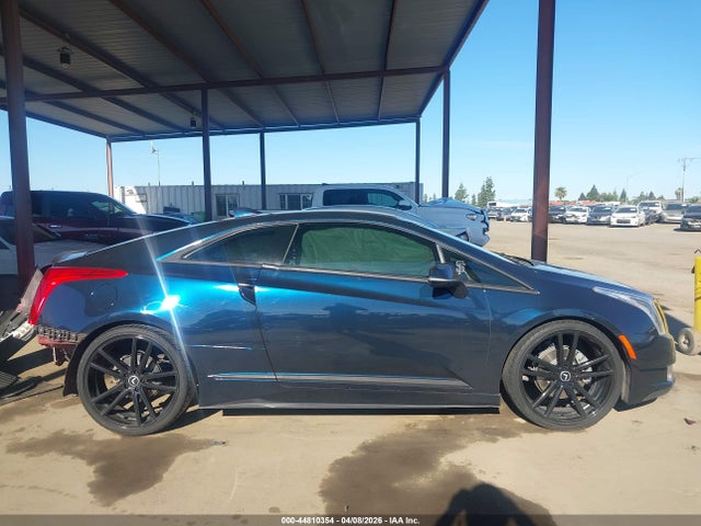 Cadillac ELR Standard