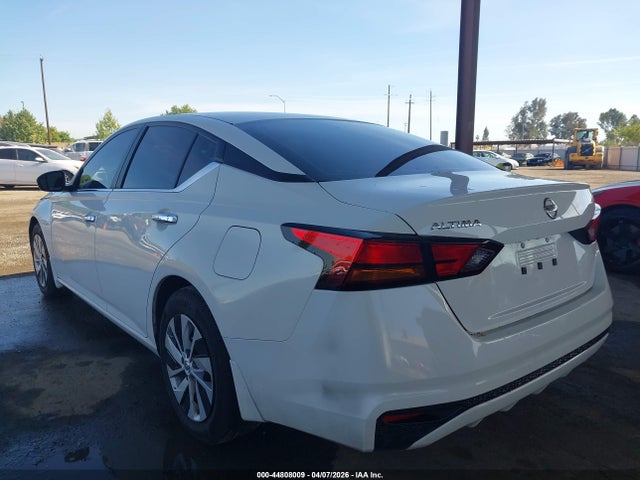 Nissan Altima S Fwd