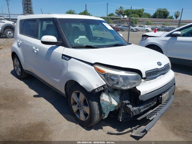 Salvage Kia Soul Image